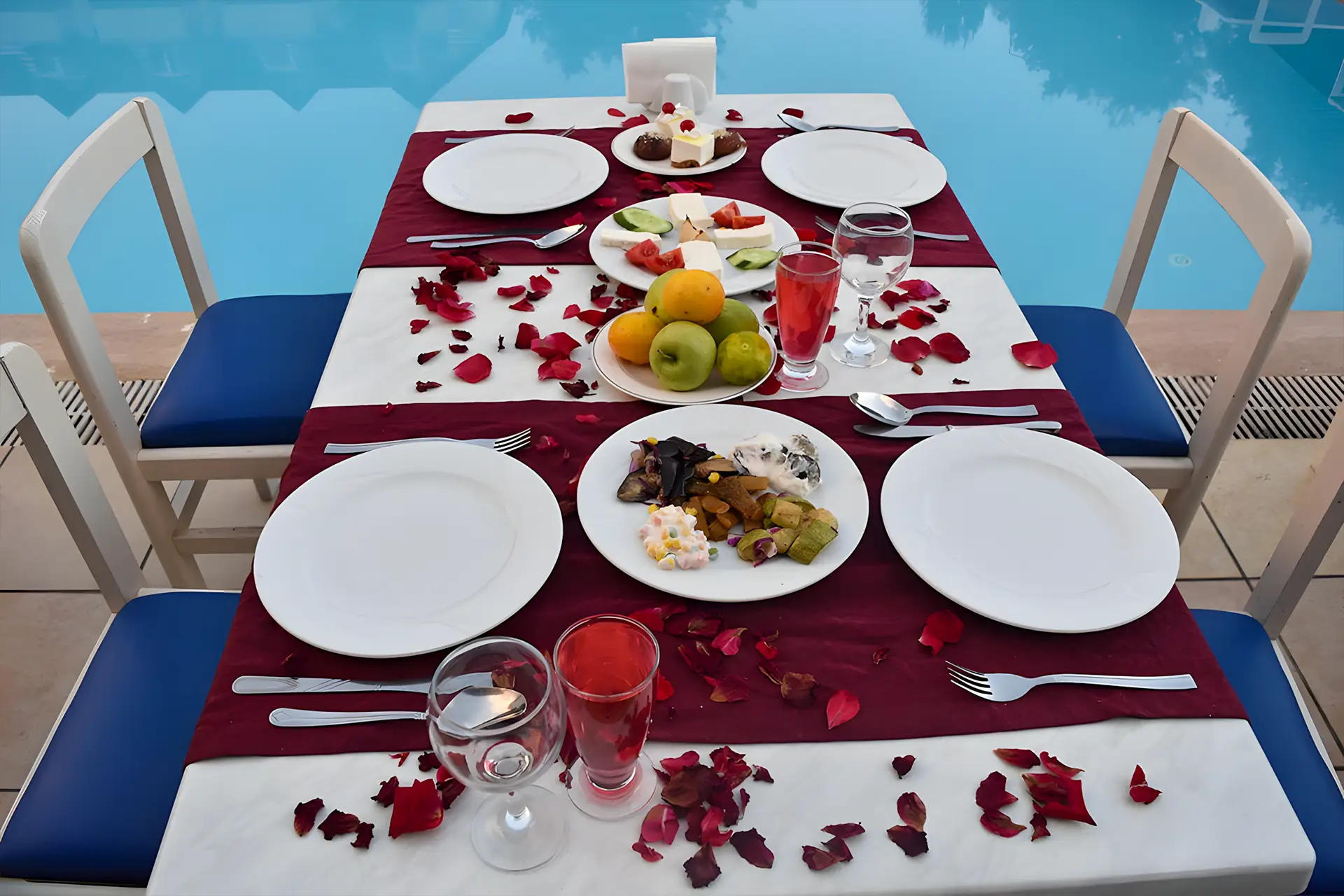Ares Hotel restoranı