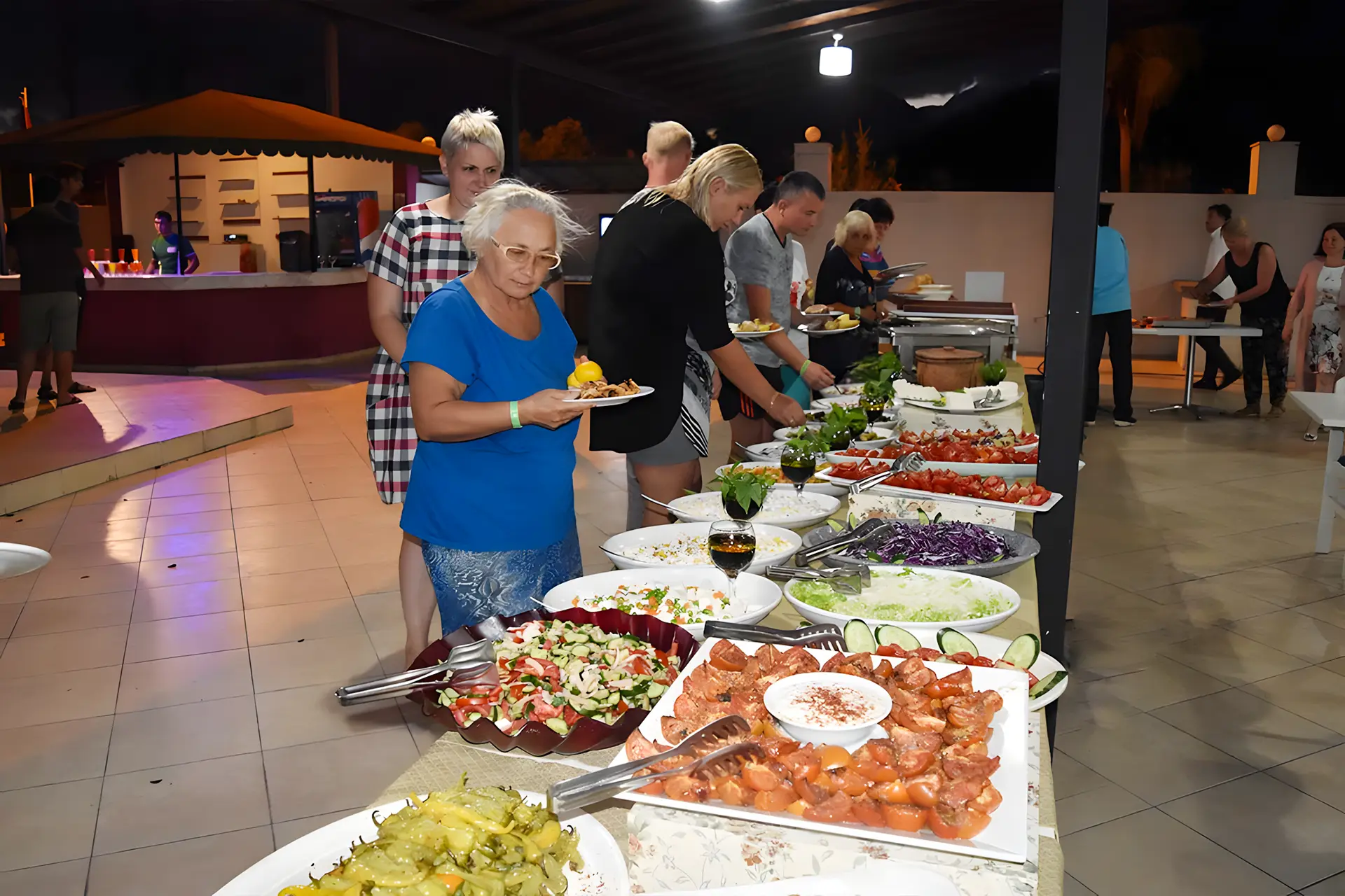 Ares Hotel restoranı